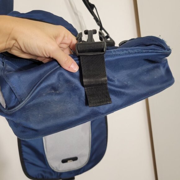 Roots Crossbody Travel Bag Laptop Pocket Water Bottle Holder Adjustable Strap - Picture 9 of 16